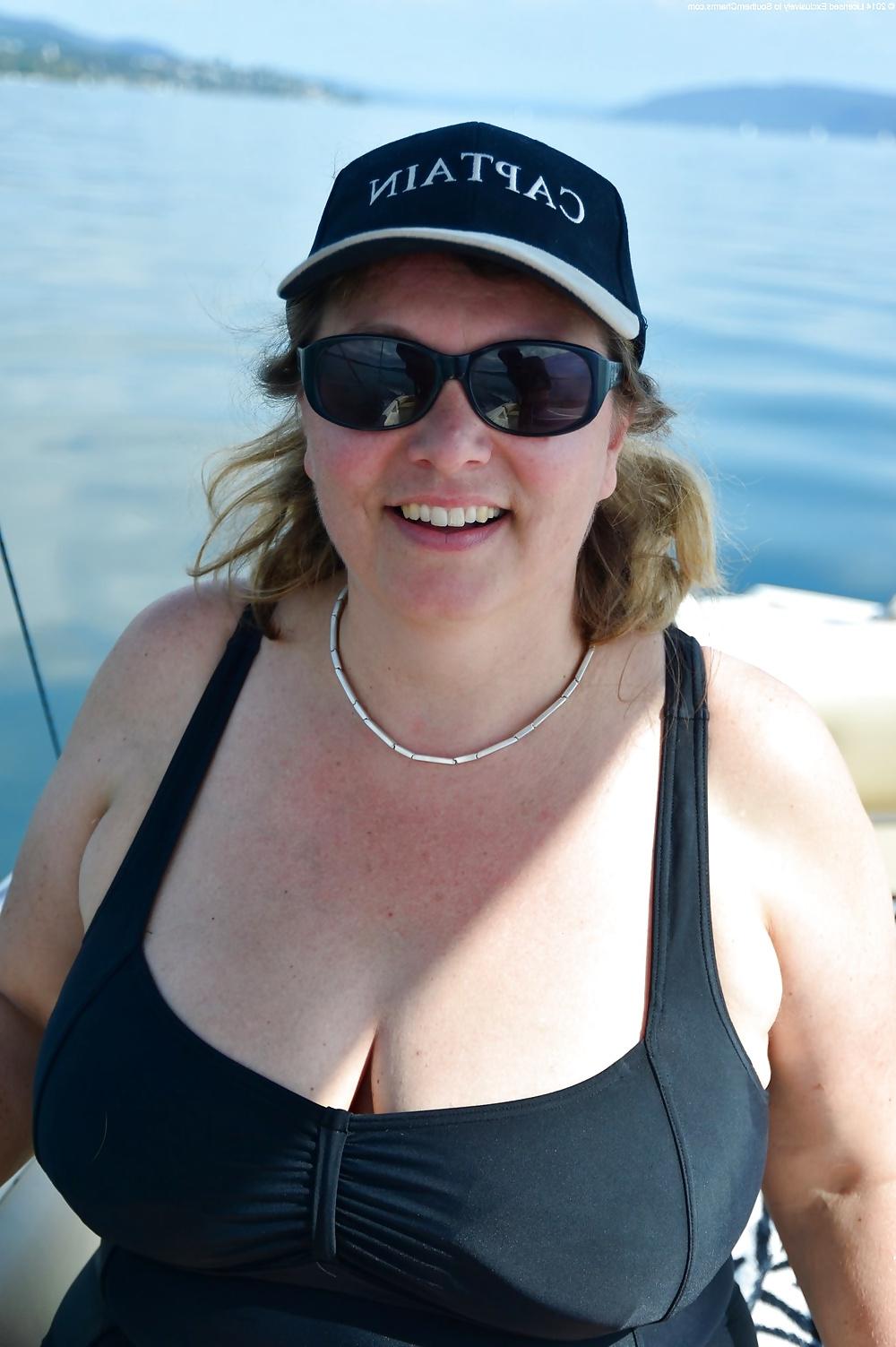25P Swimsuit bikini bra bbw mature dressed teen big tits - 86