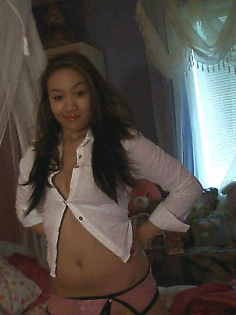 22P Young curvy asian schoolgirl strips on webcam