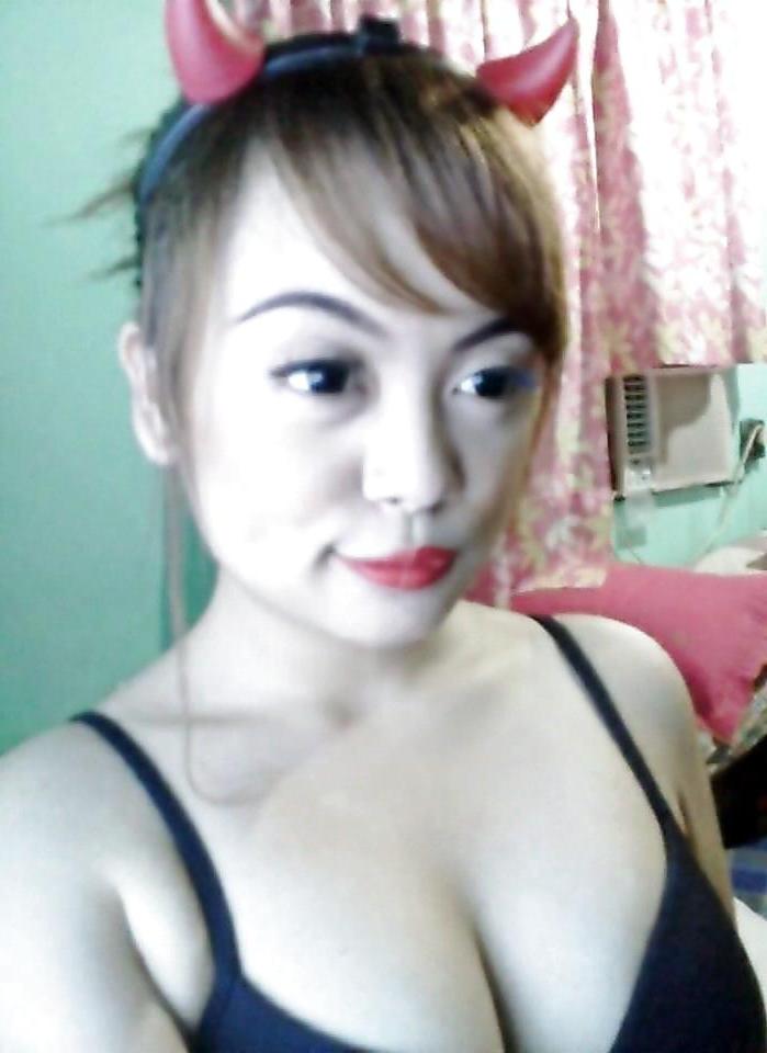 25P Beautiful filipino rapsa girls