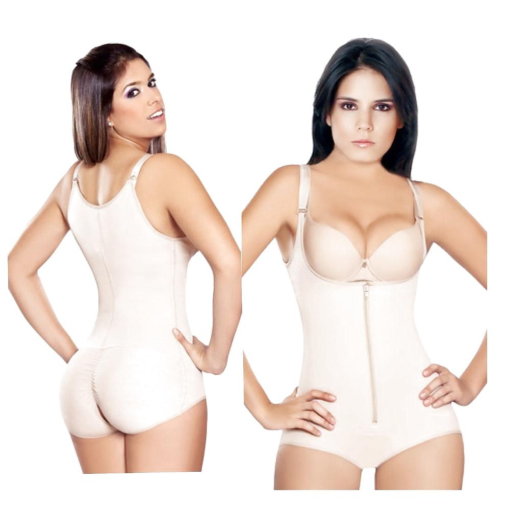 25P Sexy Women in Girdles & Stockings - 2