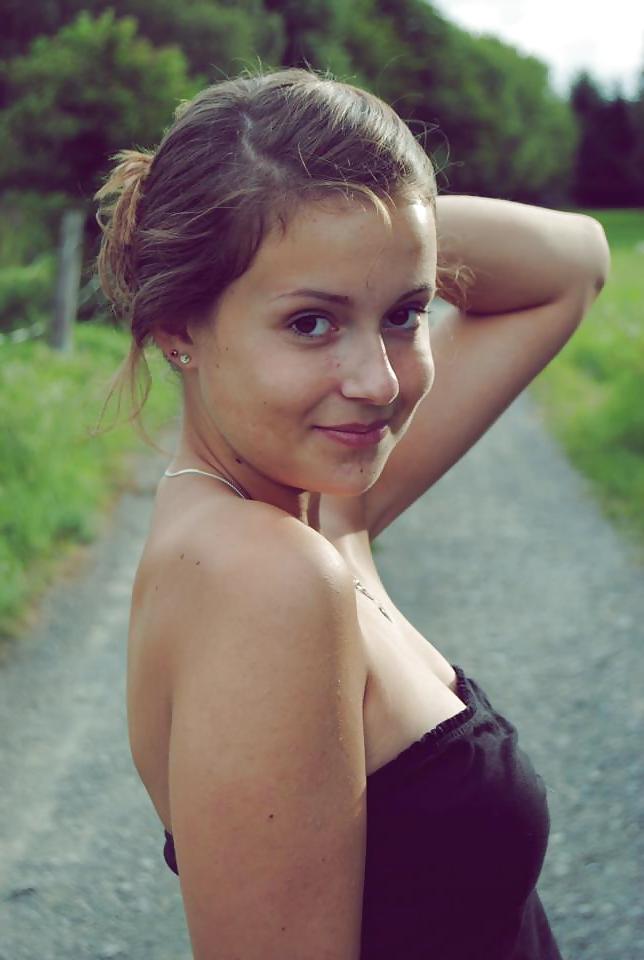 15P Nice (non nude) girls 159