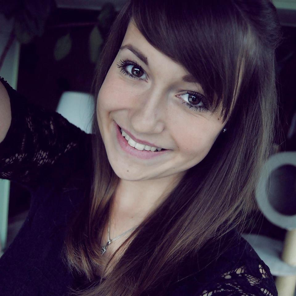 15P Nice (non nude) girls 159