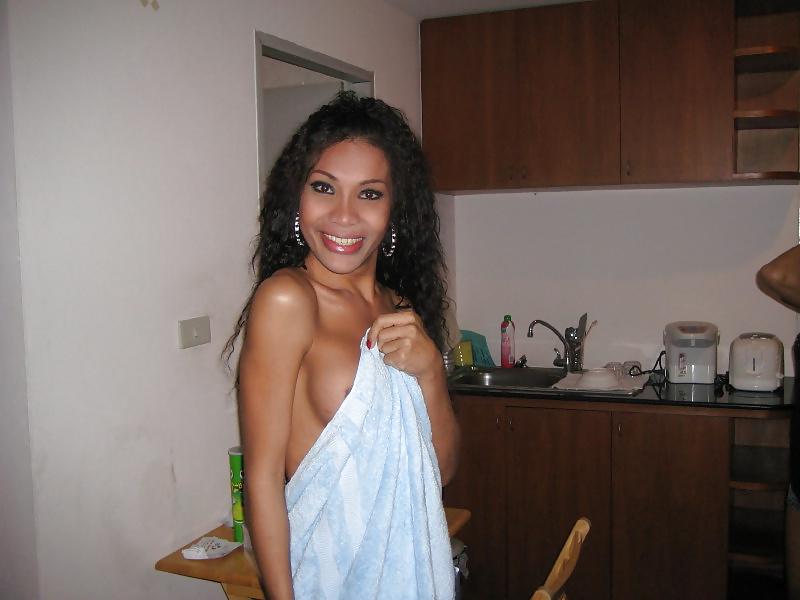 25P Ladyboy Sonya from Bangkok