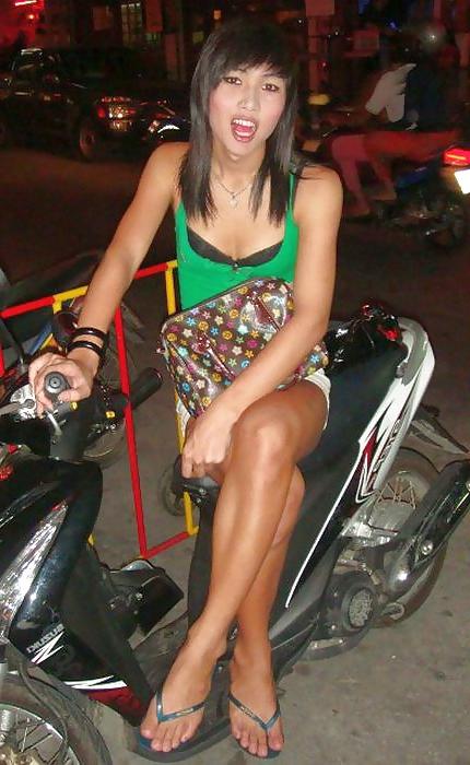 20P Pattaya Ladyboy Som