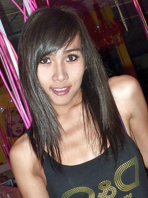 20P Pattaya Ladyboy Som