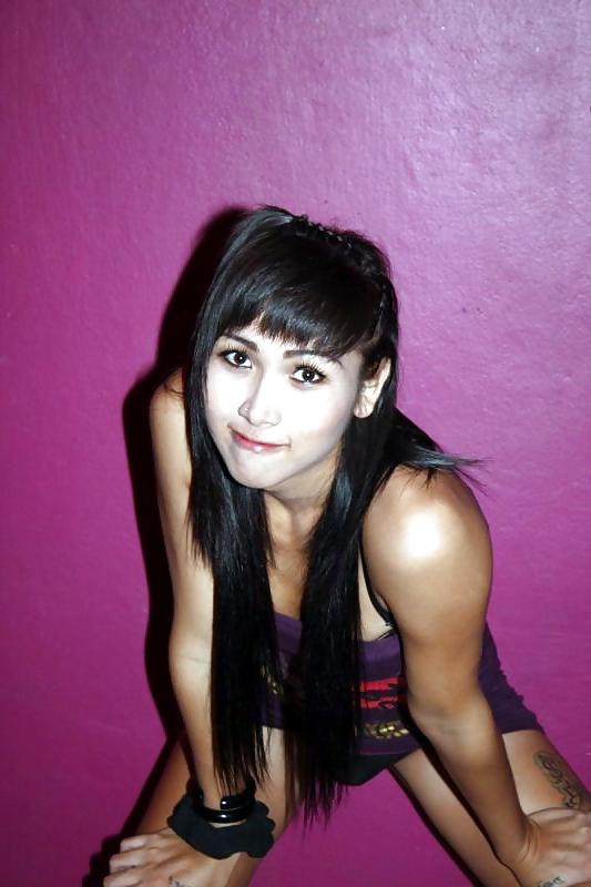 20P Pattaya Ladyboy Som