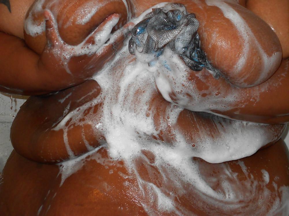 6P Ebony bbw shower2