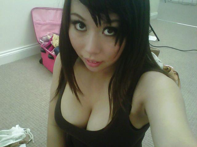 14P Asian Babe Big Tits Amateur