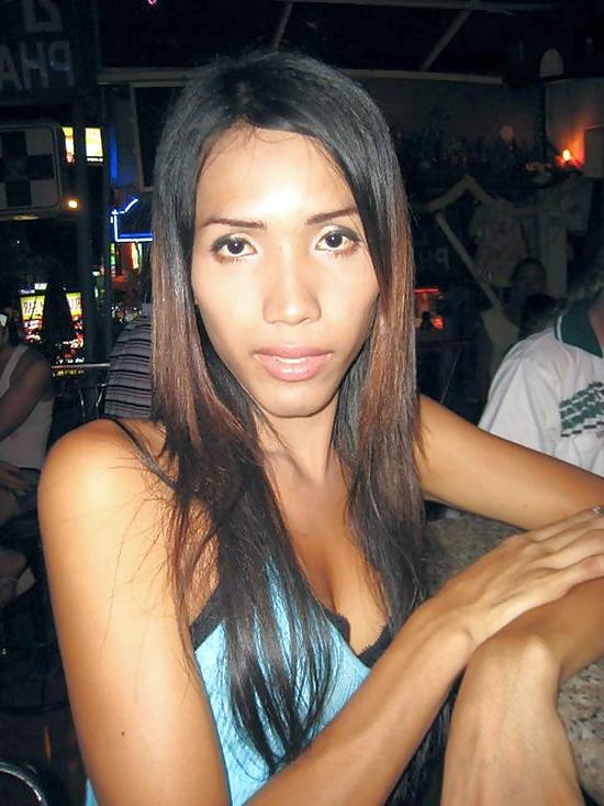 25P Pattaya Ladyboy Lek aka Lee