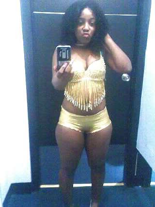 25P Hot Ebony Teen From SmutDates