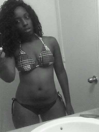 25P Hot Ebony Teen From SmutDates