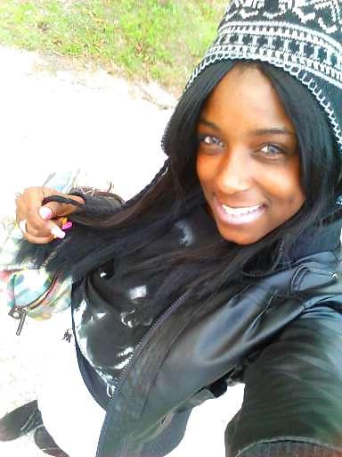 25P Hot Ebony Teen From SmutDates