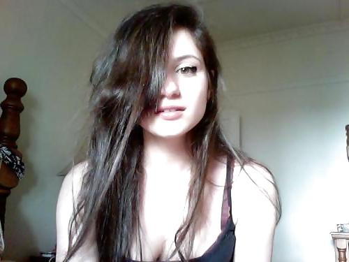 12P Cute brunette (non-nude)