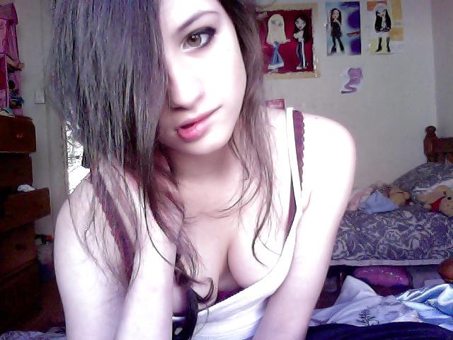 12P Cute brunette (non-nude)