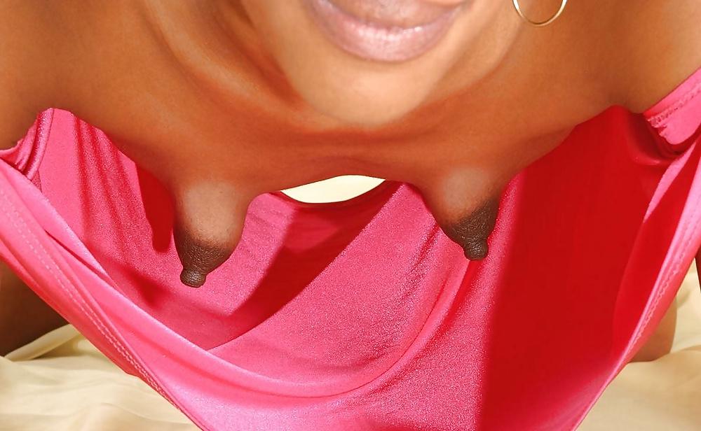 13P SMALL EMPTY HANGERS - CONTINUED