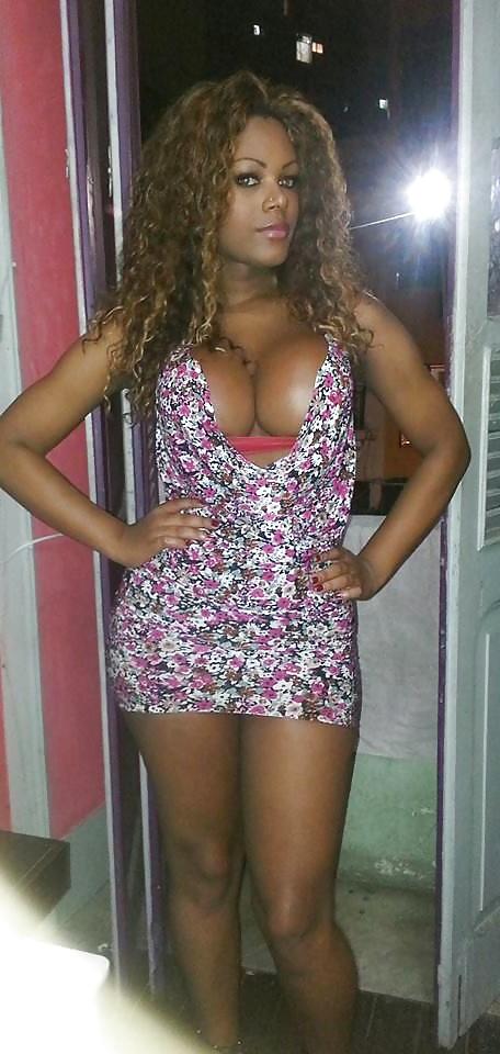 25P I love ebony sexy girl..