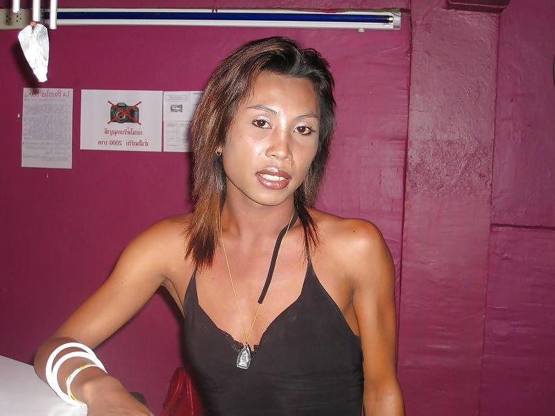 25P Skinny Ladyboy Emmy from Phattay
