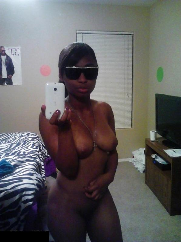 25P Self Shots Ebony Teens 