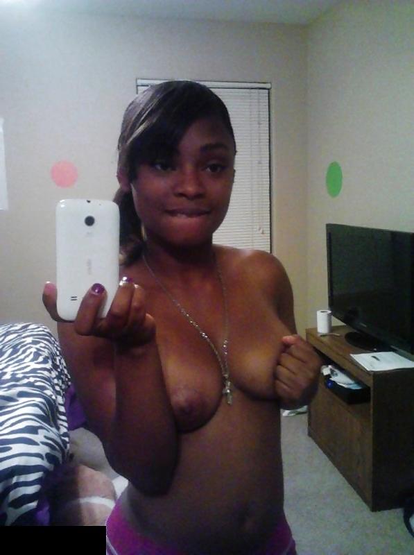 25P Self Shots Ebony Teens 