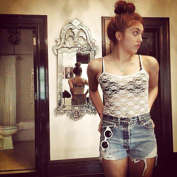 23P Lourdes Leon #5 (Madonna's daughter)