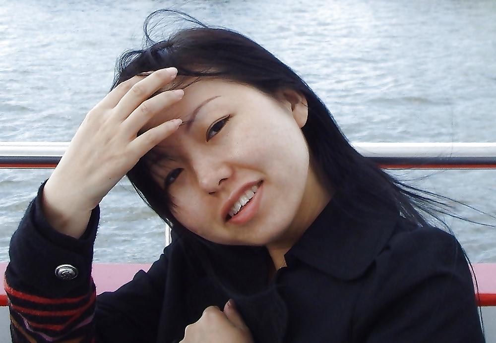 8P Nude asian wife