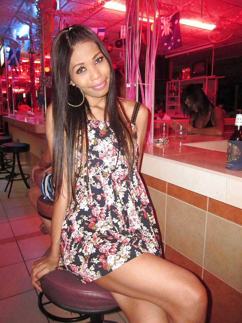 25P Skinny Ladyboy Pookie from Pattaya