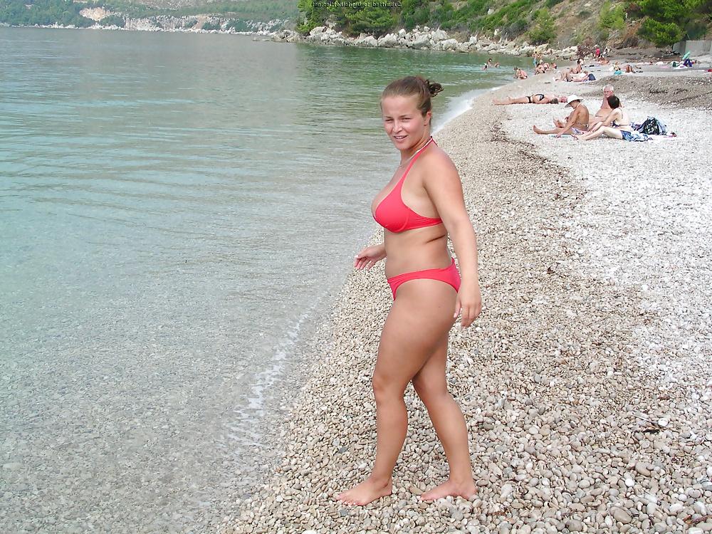 19P Vacation Tits