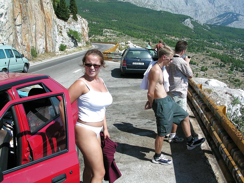 19P Vacation Tits