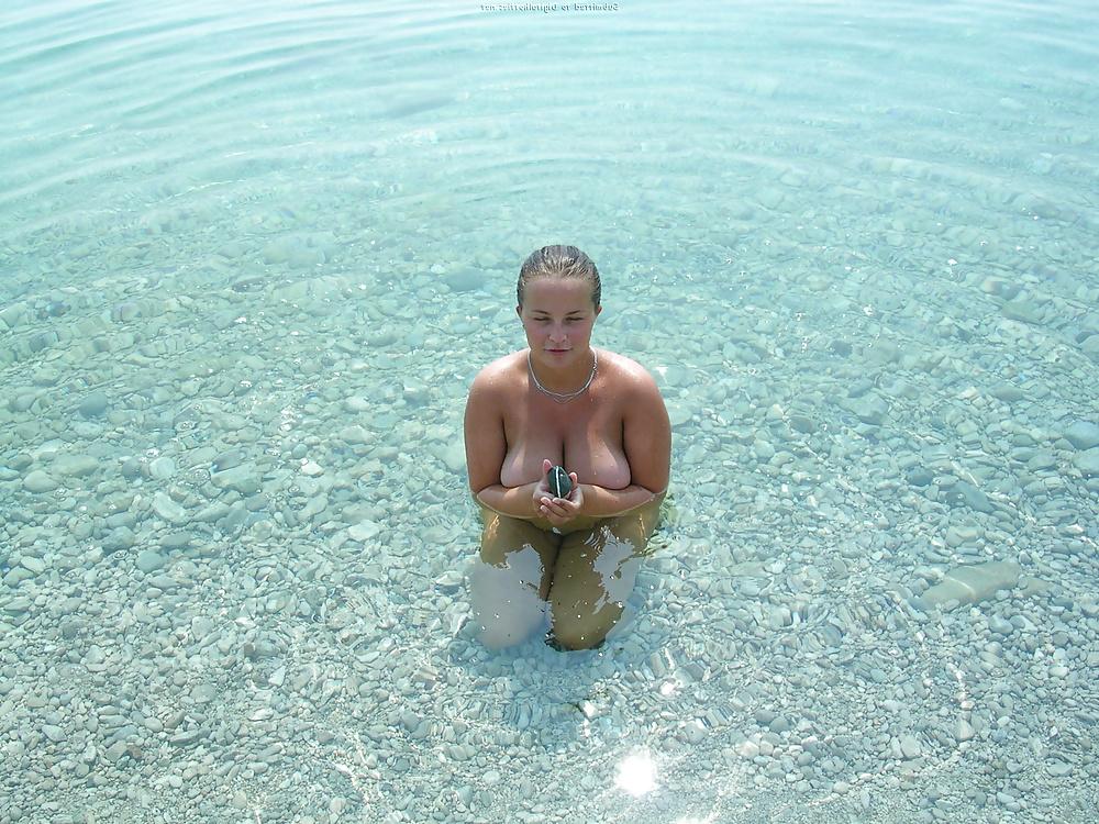 19P Vacation Tits