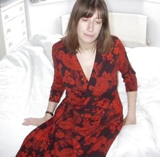 25P Milfs - Dressed And Sexy 
