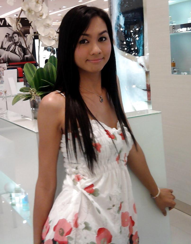 5P Sexy ladyboy