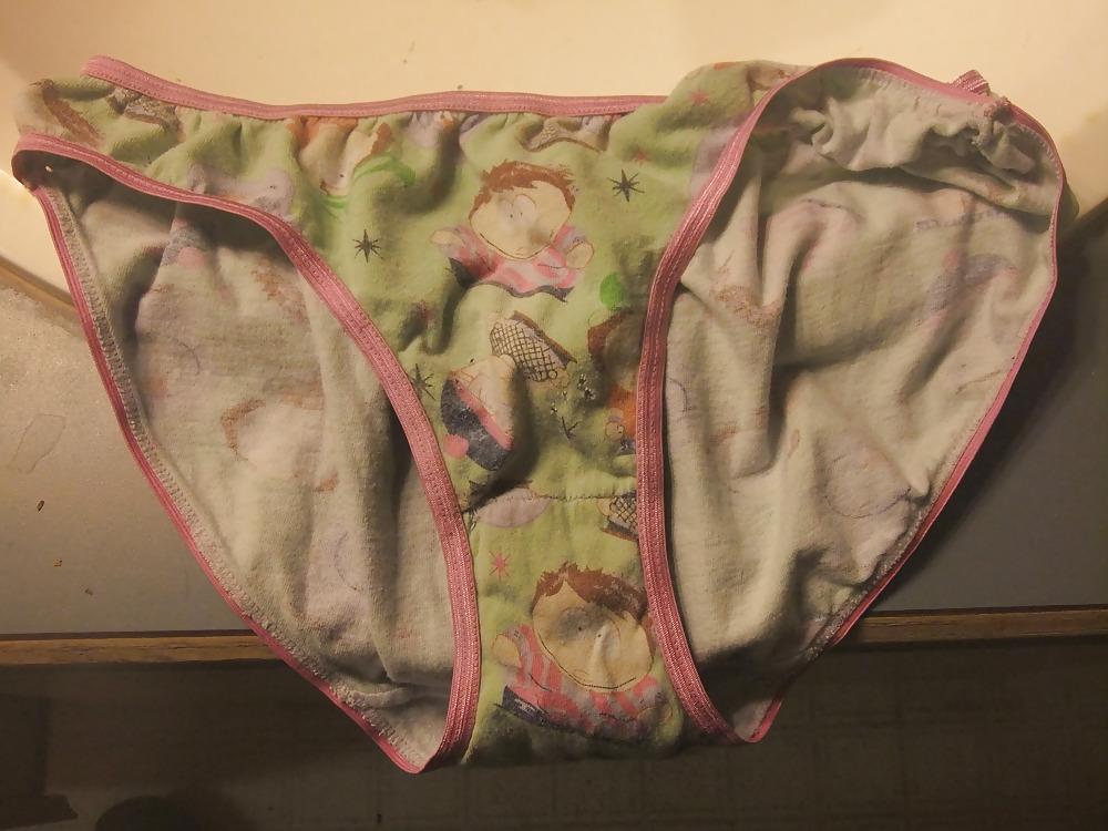 6P Panties of daughter's friend and wife and other