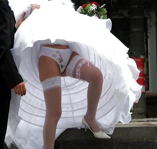 16P Upskirt Panty