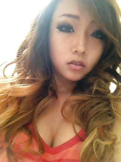 25P Non nude asians