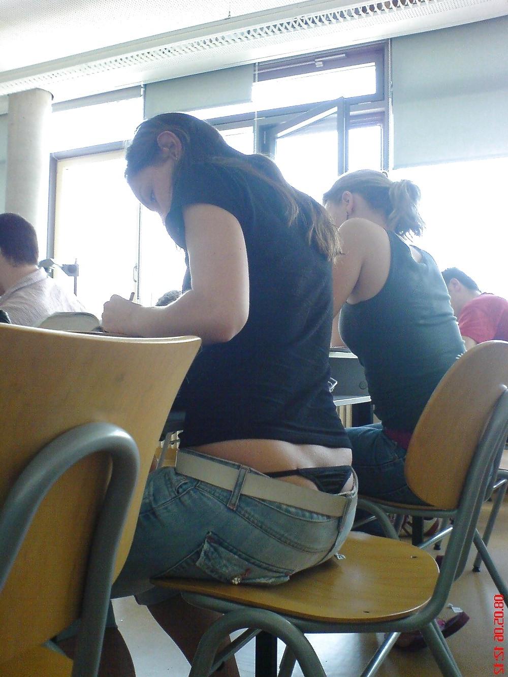 8P String voyeur