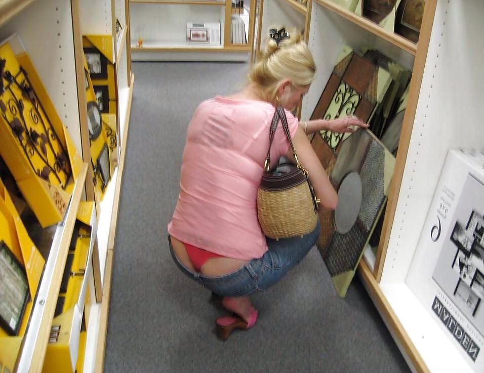 25P Women In Thongs #3