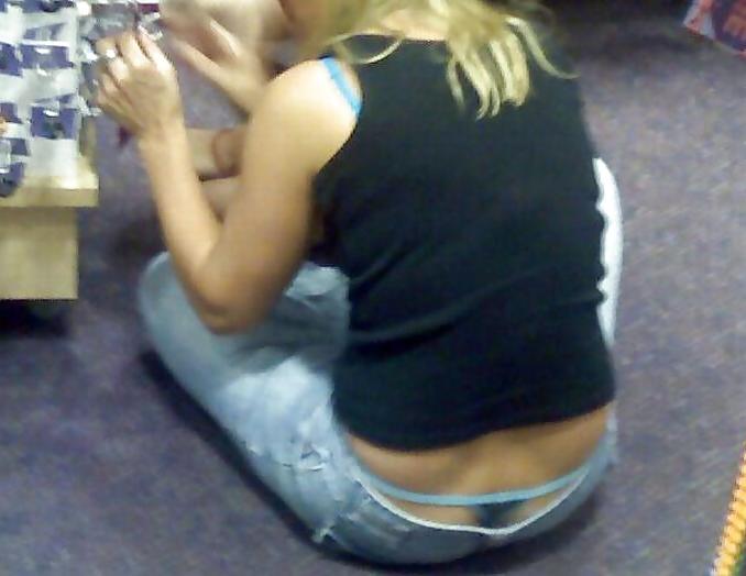 25P Women In Thongs #3