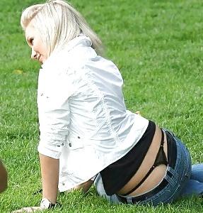 25P Women In Thongs #3