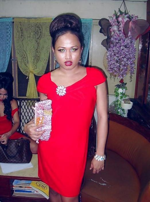 17P Filipino Ladyboy Minarva