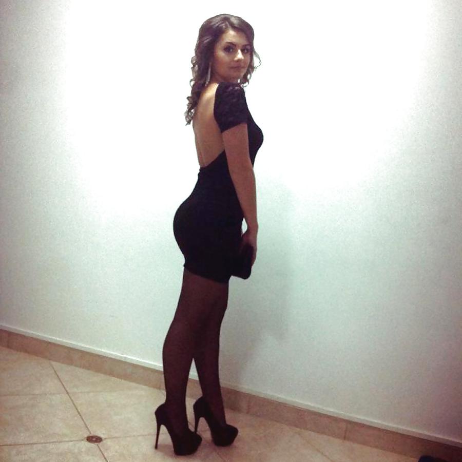 20P Romanian Teen Slut Larisa