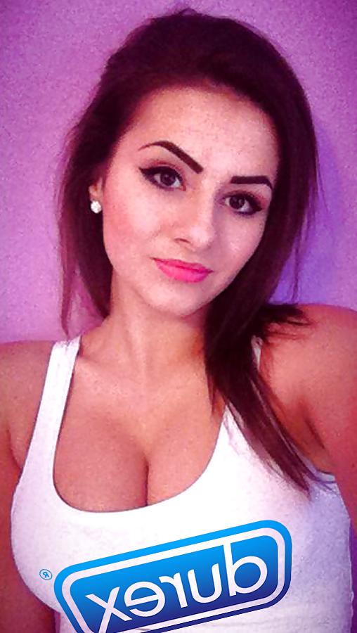 20P Romanian Teen Slut Larisa