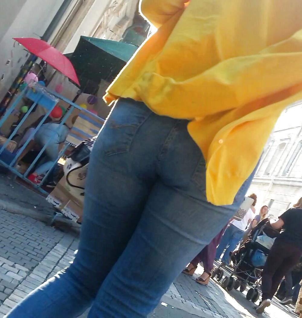 19P Spy sexy ass romanian