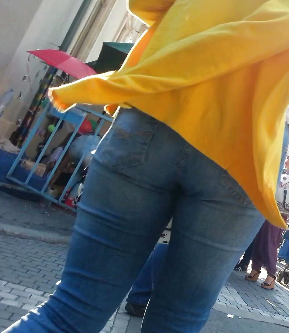 19P Spy sexy ass romanian
