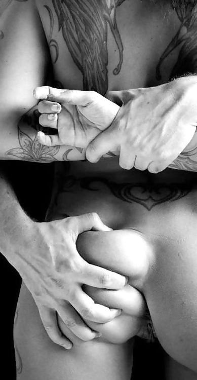 25P Groping hands... 