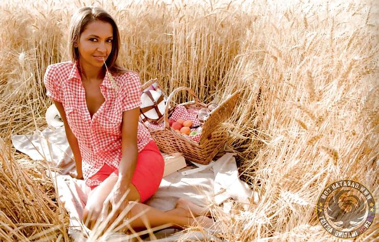 25P Karine Le Marchand Sexi Ebony