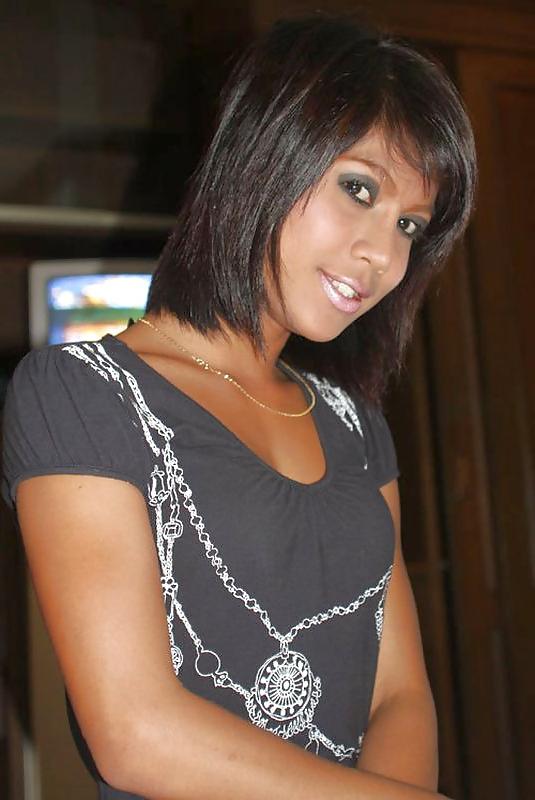 25P Ladyboy Vita from Cambodia