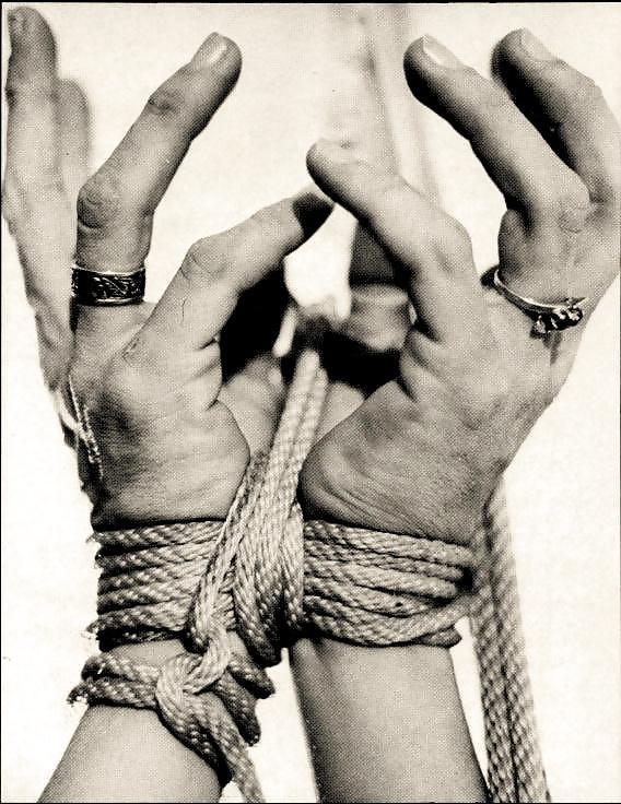 25P Beauty of the rope