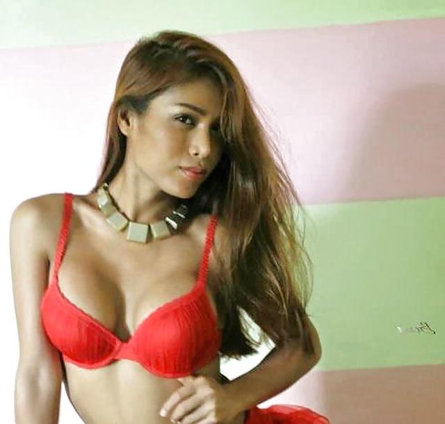 25P Filipino Ladyboy Salma