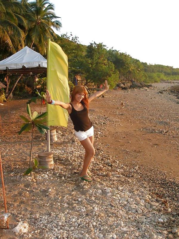 25P Filipino Ladyboy Salma