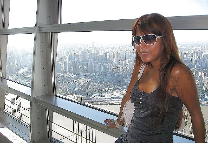 25P Filipino Ladyboy Salma